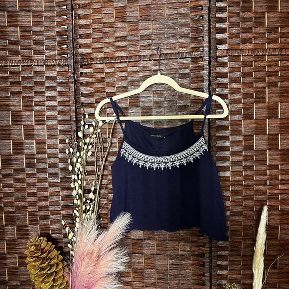 Cropped top for any occasion - Picture 4 of 5